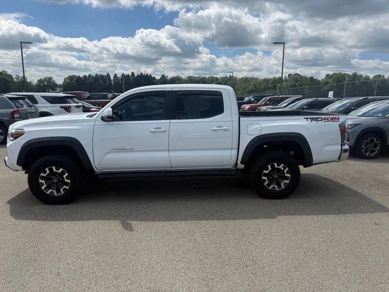 Used 2020 White Toyota TRD Off-Road image 16