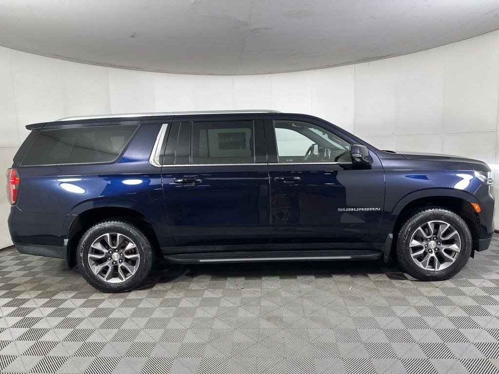 Used 2024 Midnight Blue Metallic Chevrolet LT image 22