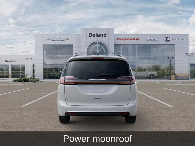 New 2026 Bright White Clear-Coat Exterior Paint Chrysler Pinnacle image 8
