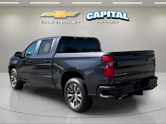 Used 2022 Gray Chevrolet RST image 3