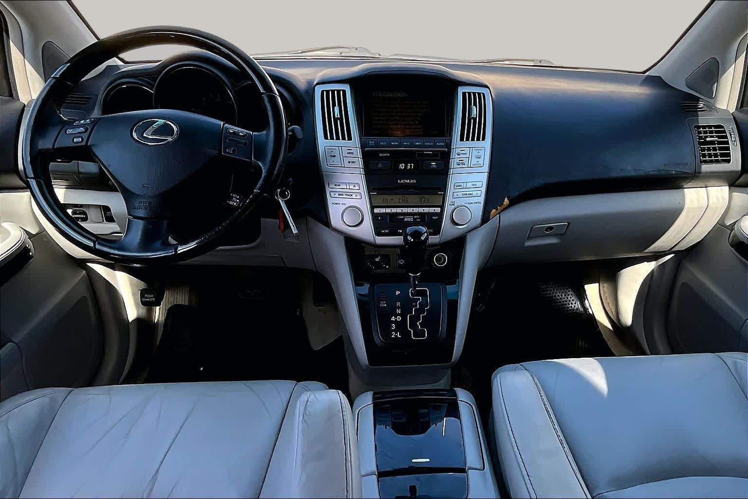 Used 2008 Millennium Silver Metallic Lexus  image 15