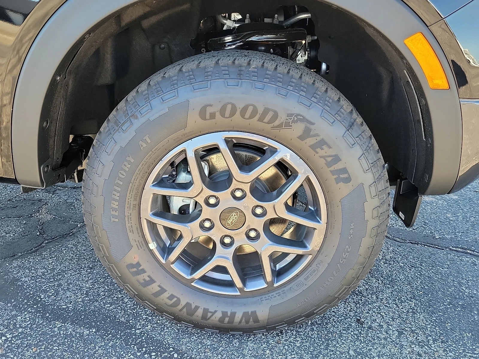 New 2026 Shadow Black Ford XLT image 7