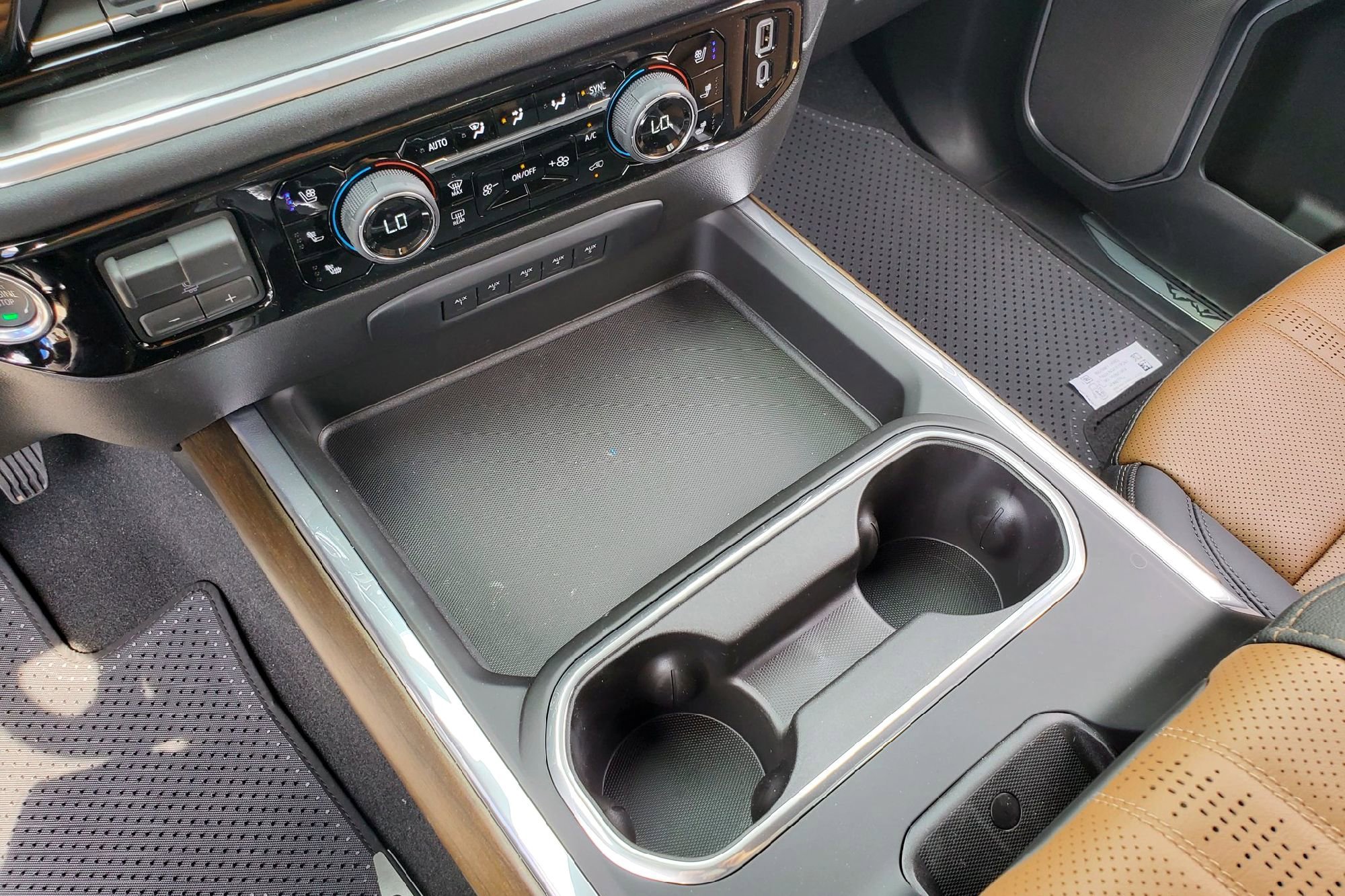 2026 Chevrolet Silverado 2500 HD High Country - Photo 10