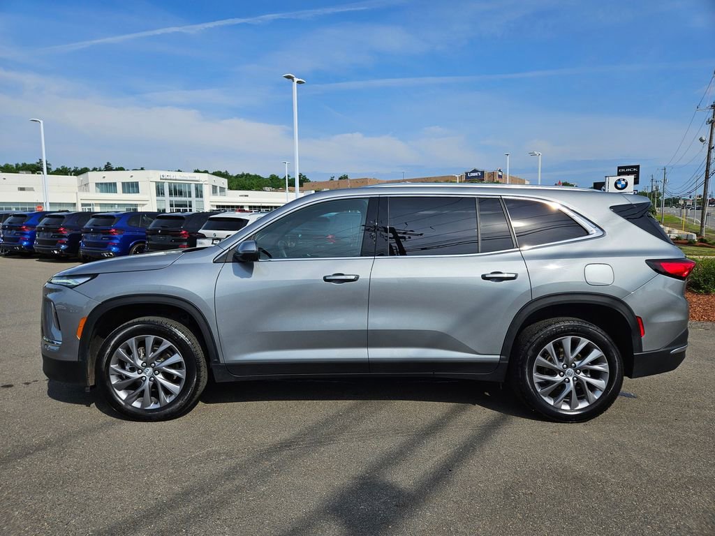 2025 Buick Enclave Preferred - Photo 4