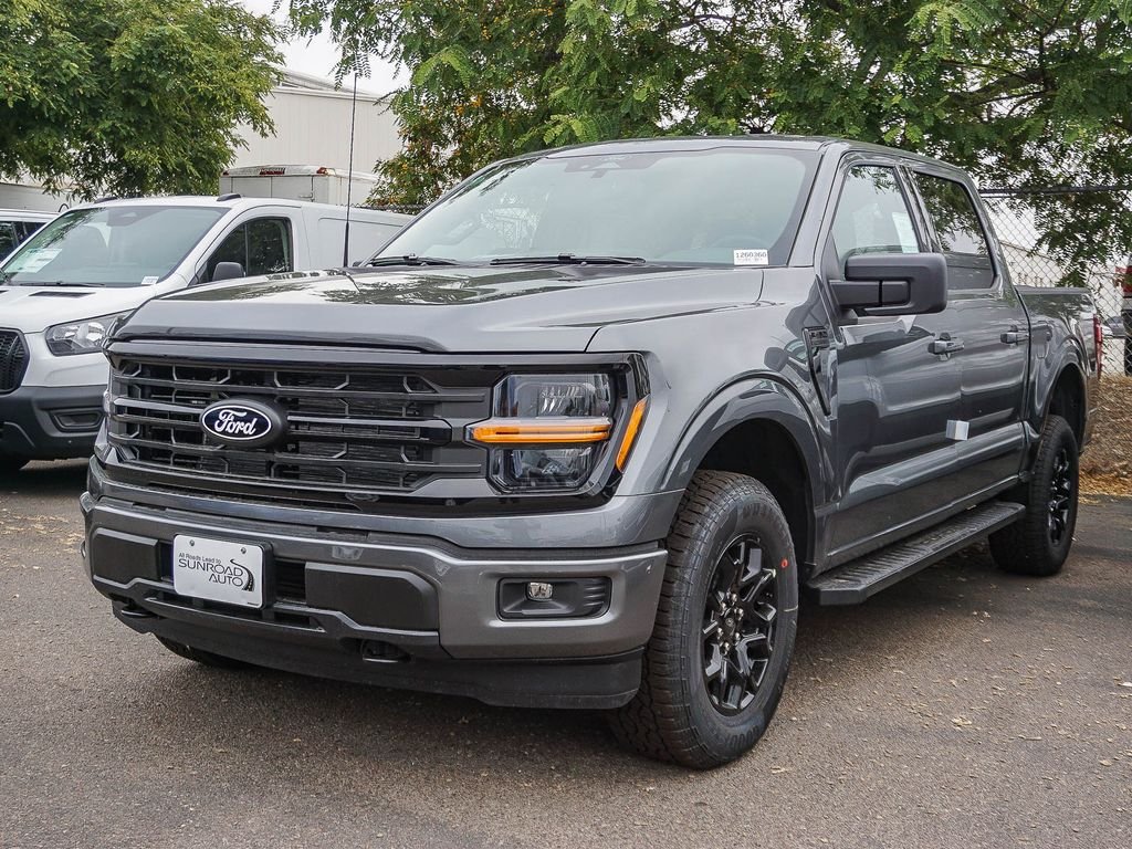 New 2026 Carbonized Gray Metallic Ford XLT image 3