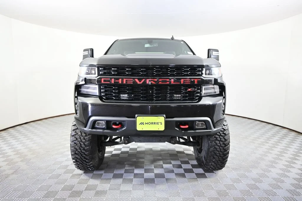 Used 2019 BLACK Chevrolet Custom Trail Boss image 11