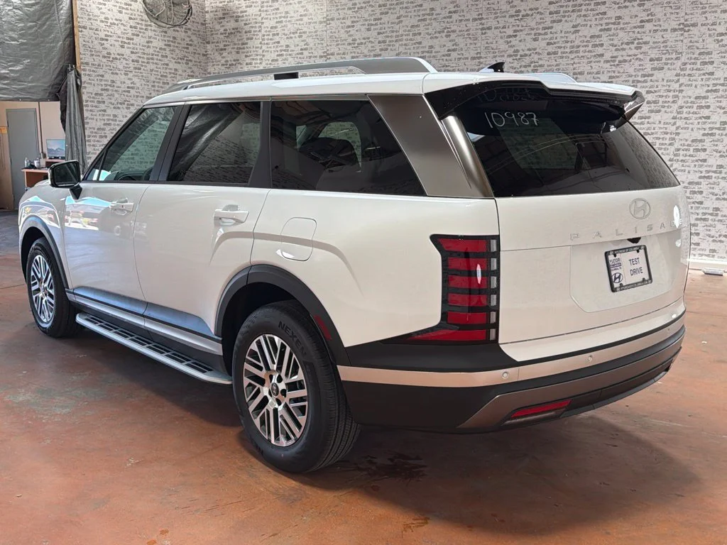 New 2027 Creamy White Pearl Hyundai SEL image 5