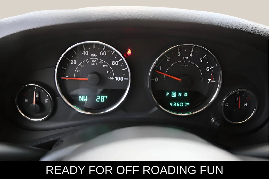 Used 2018 Gray Jeep Unlimited Sport image 27