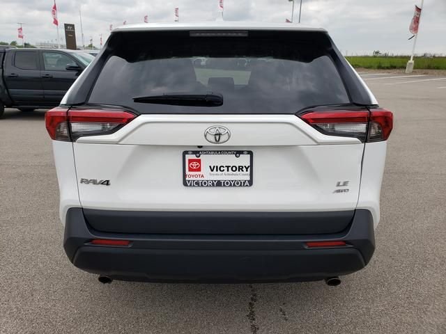 Used 2023 White Toyota LE image 6