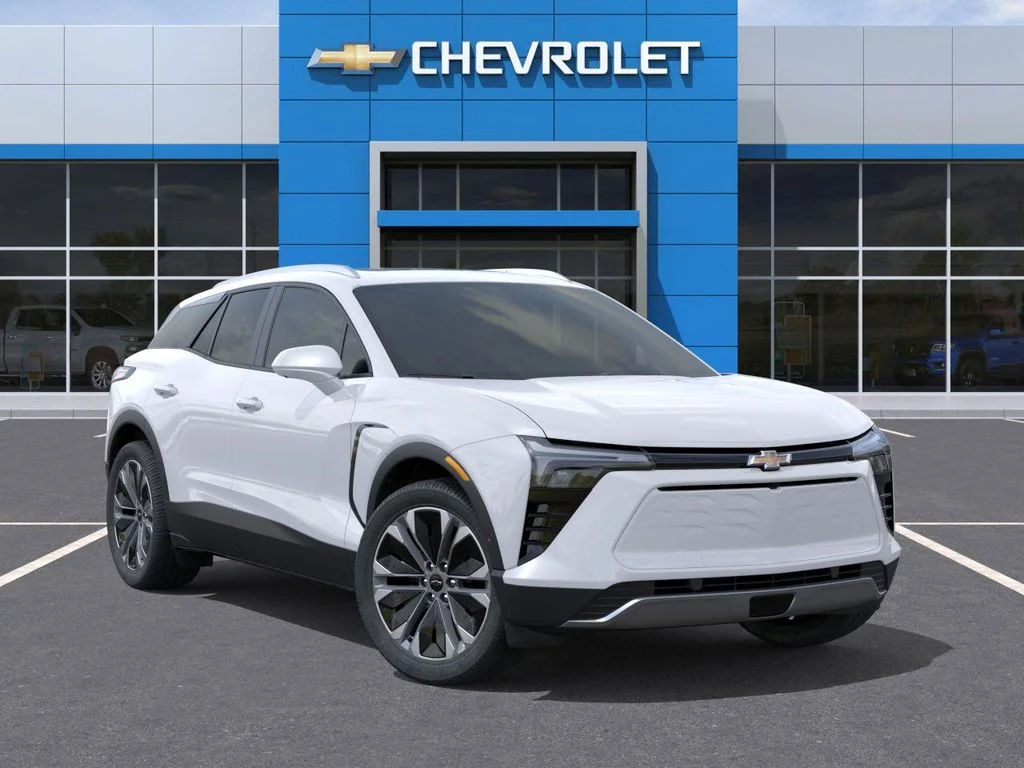 New 2026 White Chevrolet LT image 7