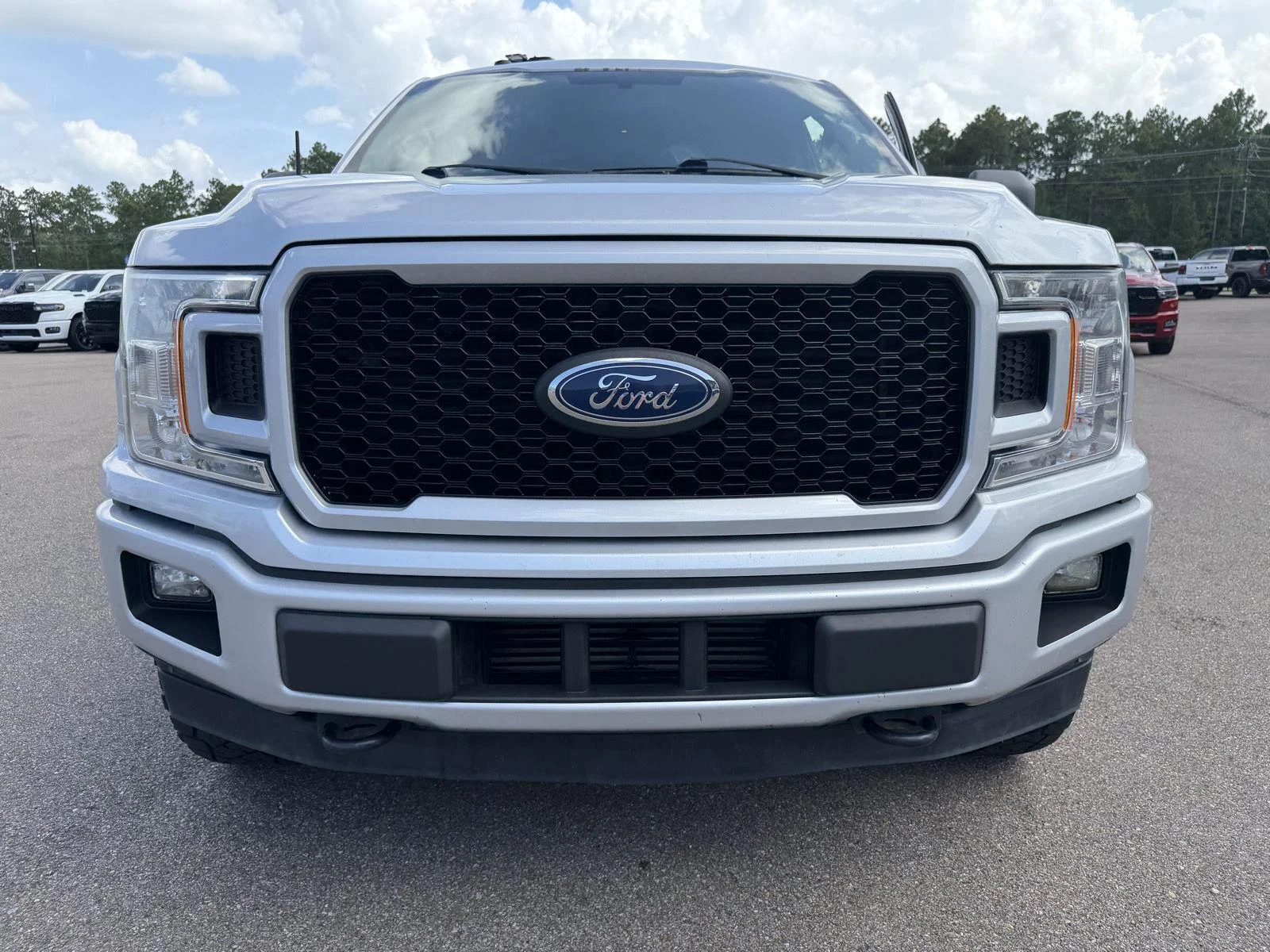 Used 2018 Ingot Silver Ford XL image 22