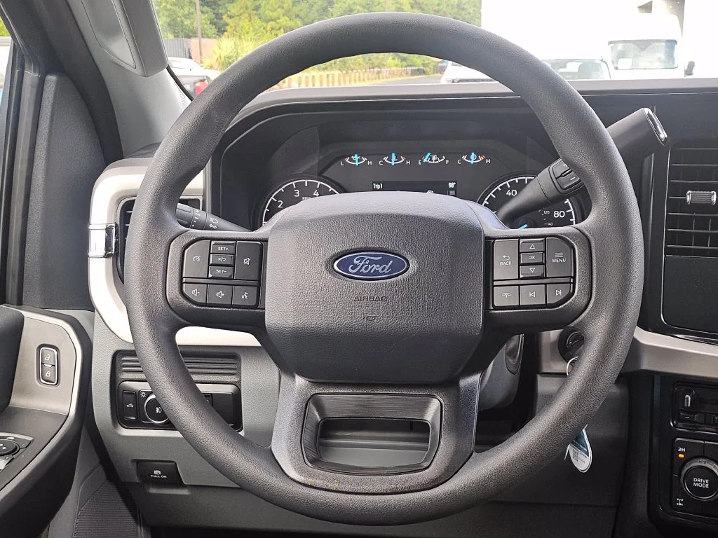 New 2027 Black Ford XL image 7