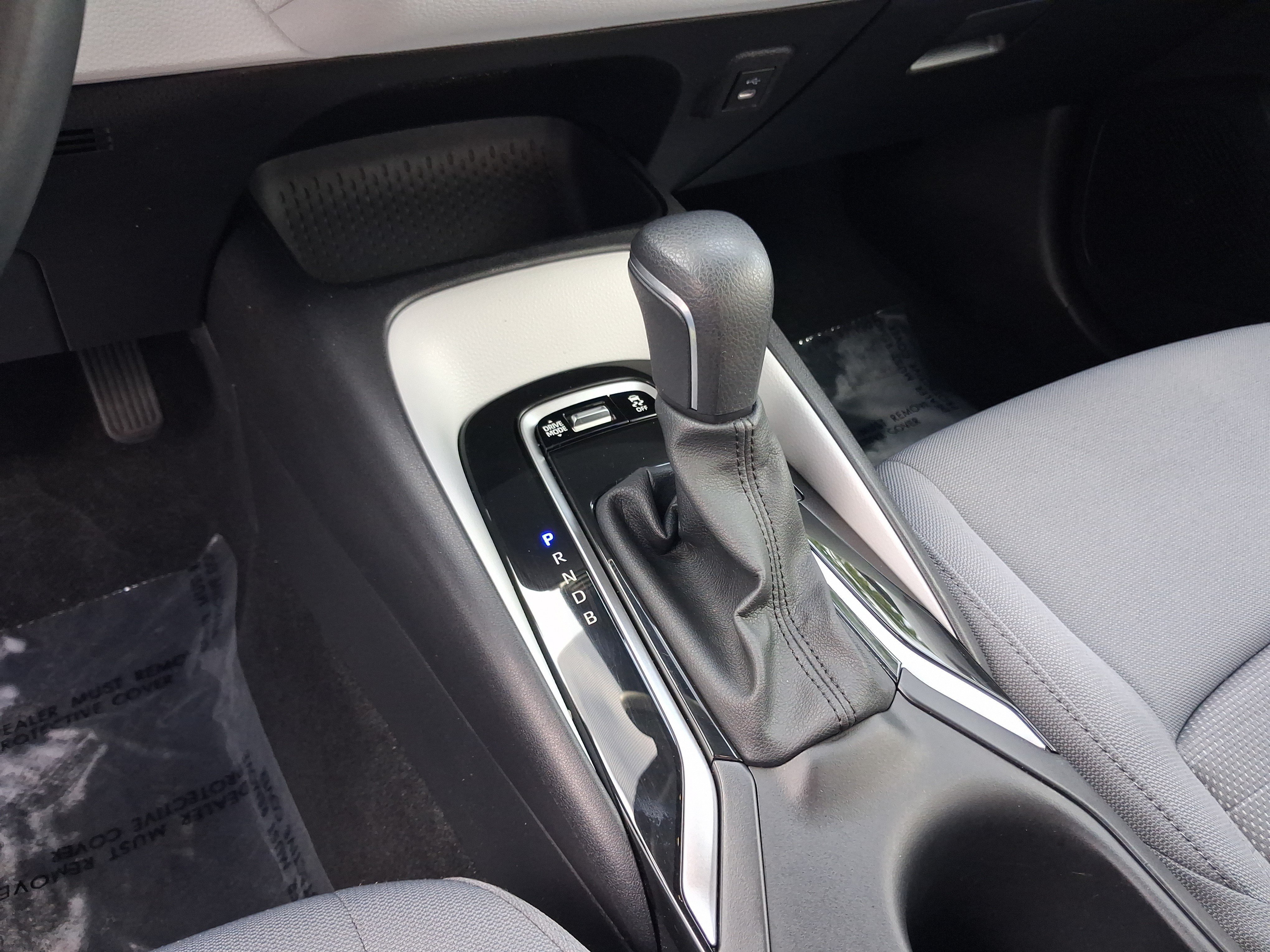 Used 2026  Toyota SE image 22