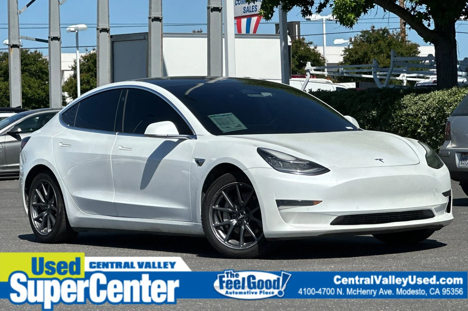 2020 Tesla Model 3 Standard Range Plus's photo