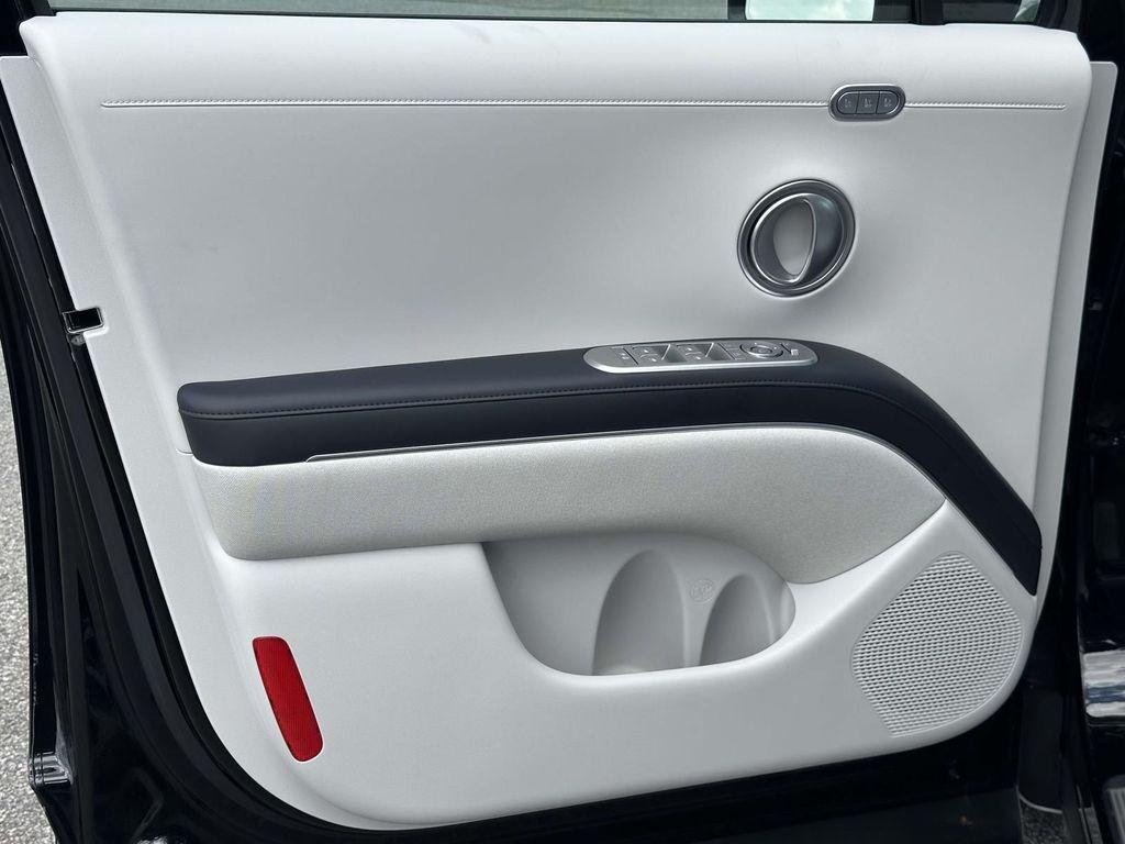 New 2026 Black Hyundai Calligraphy AWD image 30