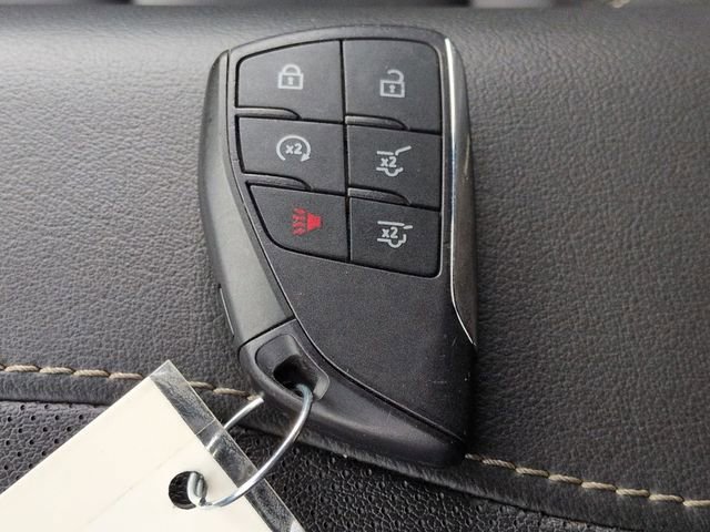 Used 2024 Summit White Chevrolet Premier image 31