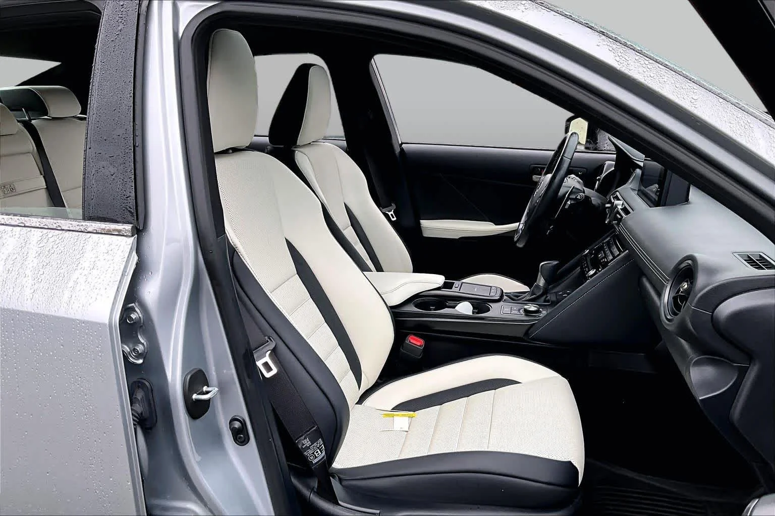 Certified Used 2024 Iridium Lexus F SPORT image 9