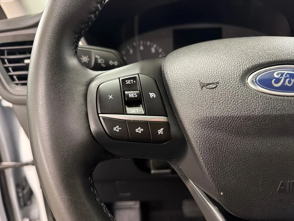 Certified Used 2022 White Ford SE image 21