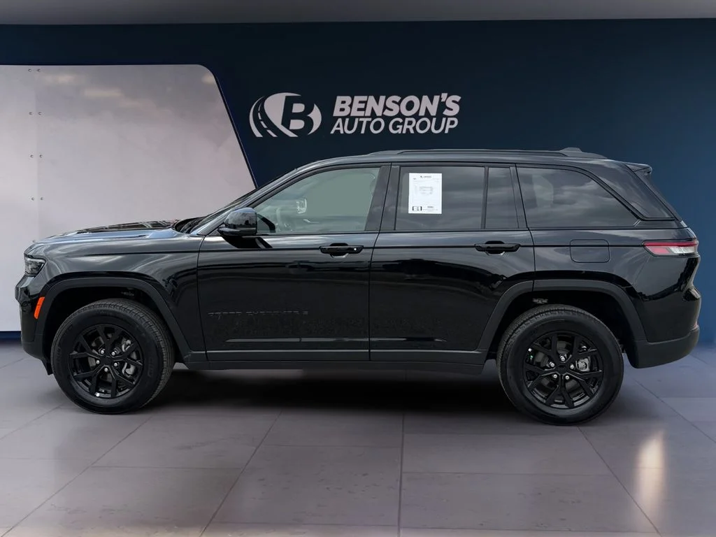 Used 2025 Black Jeep Altitude image 2