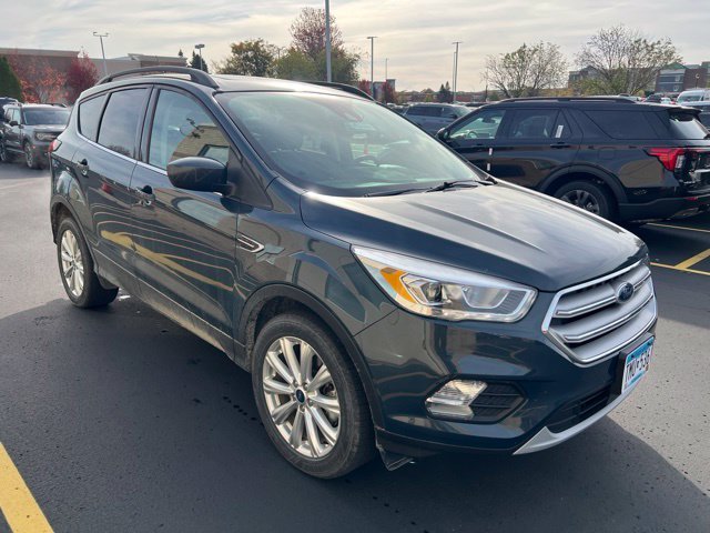 Used 2019 Green Ford SEL image 1