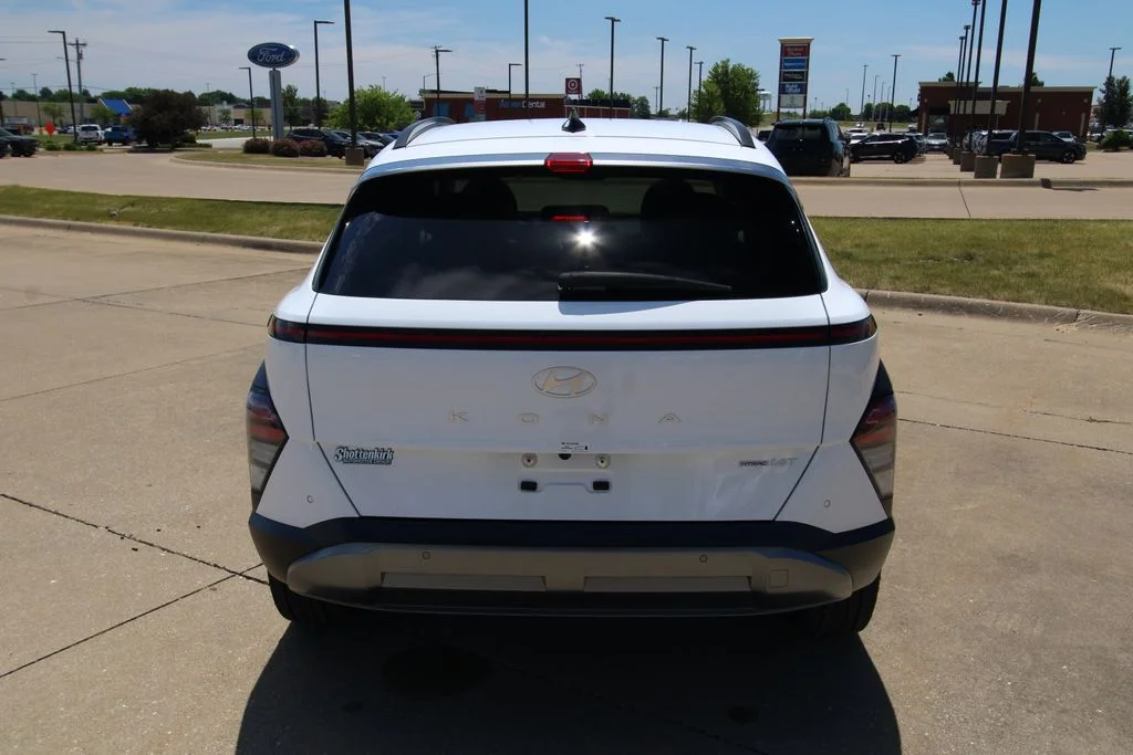 Used 2024 White Hyundai Limited image 16