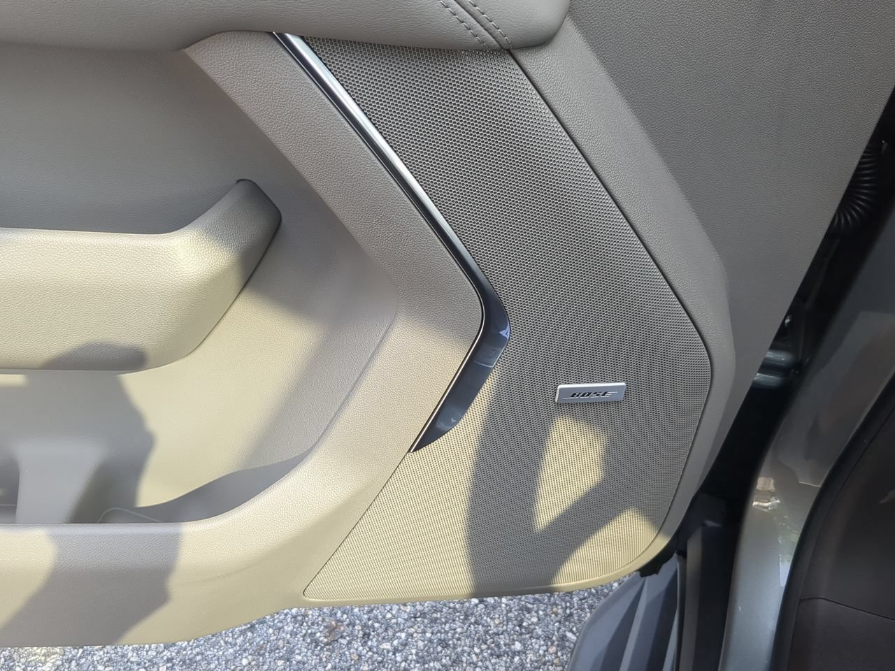New 2026 Sterling Metallic GMC Elevation image 25