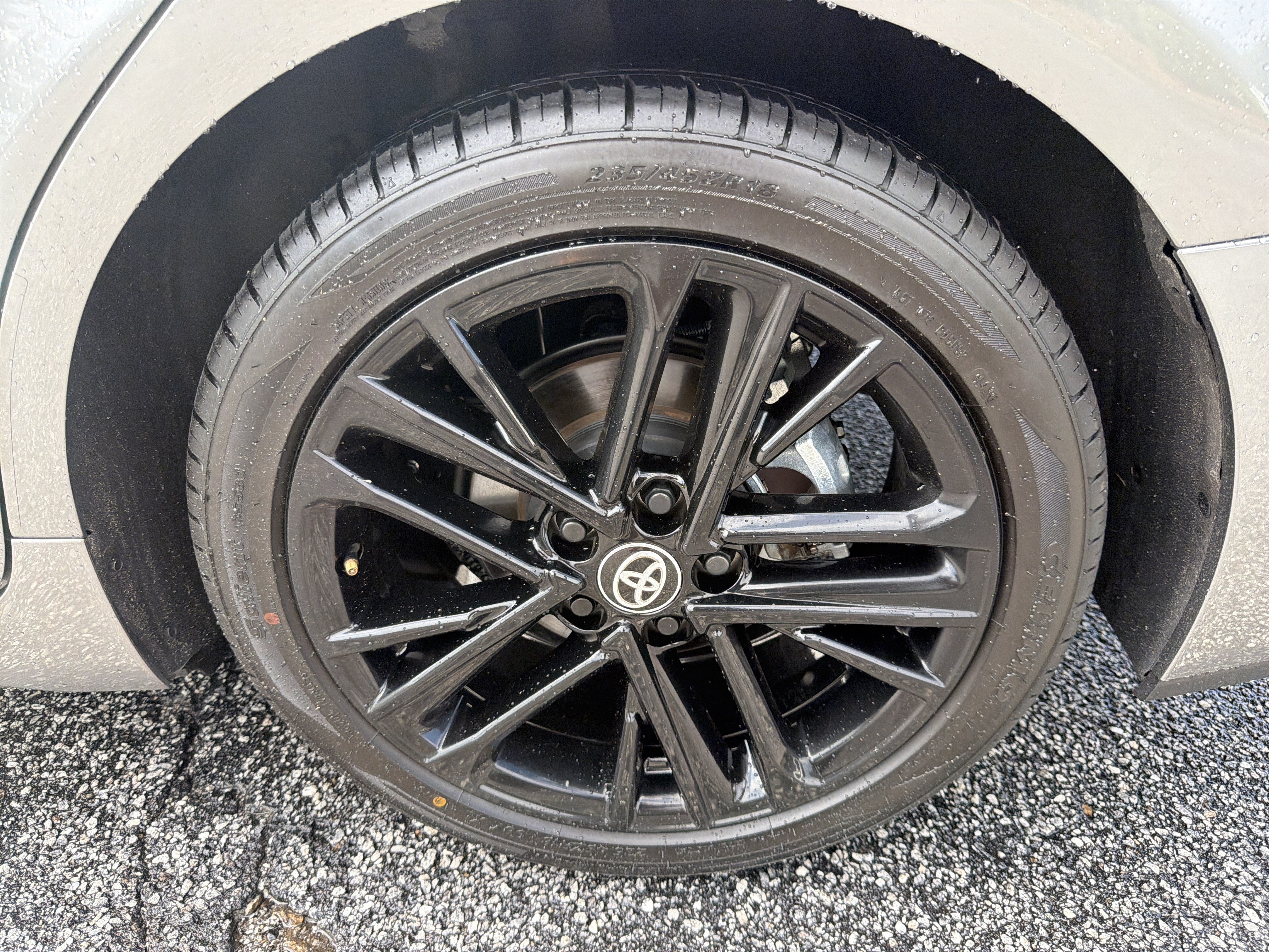 Certified Used 2025 Heavy Metal Toyota SE image 28