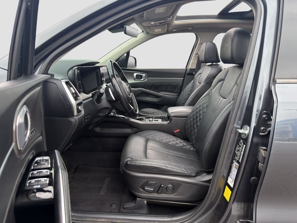 Used 2022 Gray Kia SX-Prestige image 9