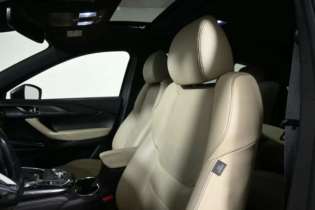 Used 2020 Blue Mazda Grand Touring image 5