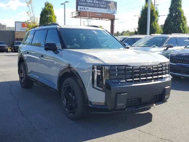 New 2027 Wolf Gray Kia X-LINE SX image 3