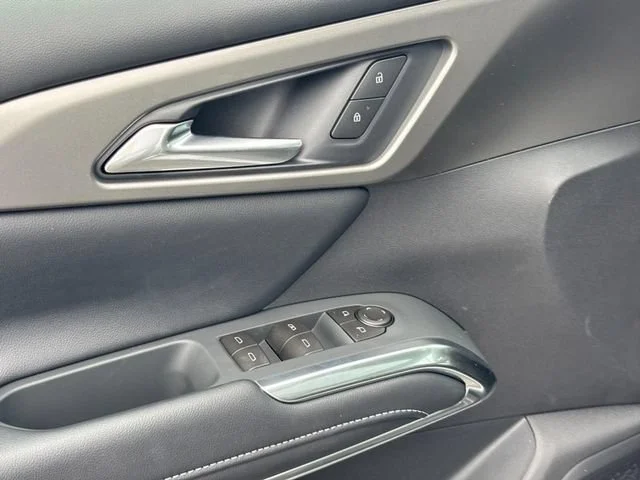 2026 Chevrolet Traverse LT - Photo 12
