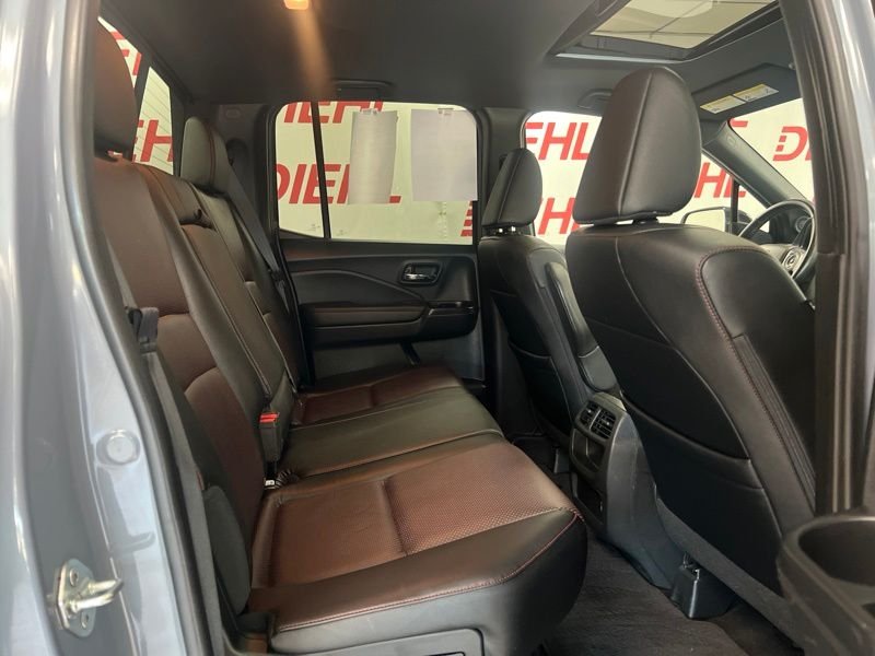 Used 2023  Honda Black Edition image 10