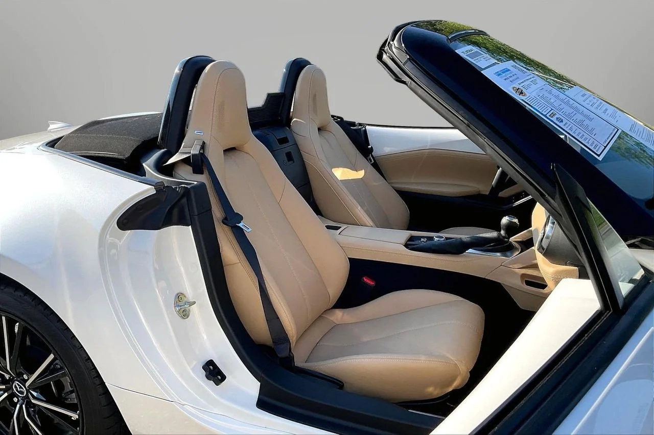 Certified Used 2024 White Mazda Grand Touring image 22