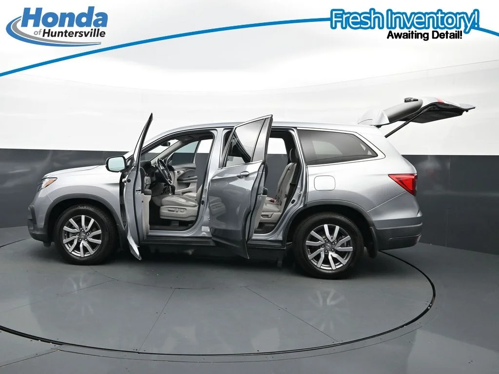Used 2020 Lunar Silver Metallic Honda EX-L image 42
