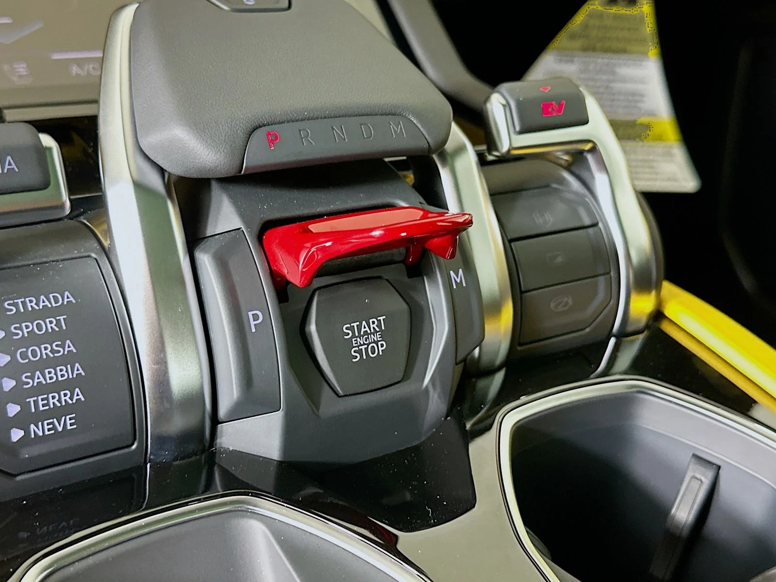 Used 2025 Yellow Lamborghini  image 16