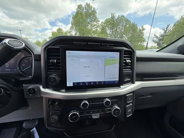 Used 2021 Red Ford XLT image 16