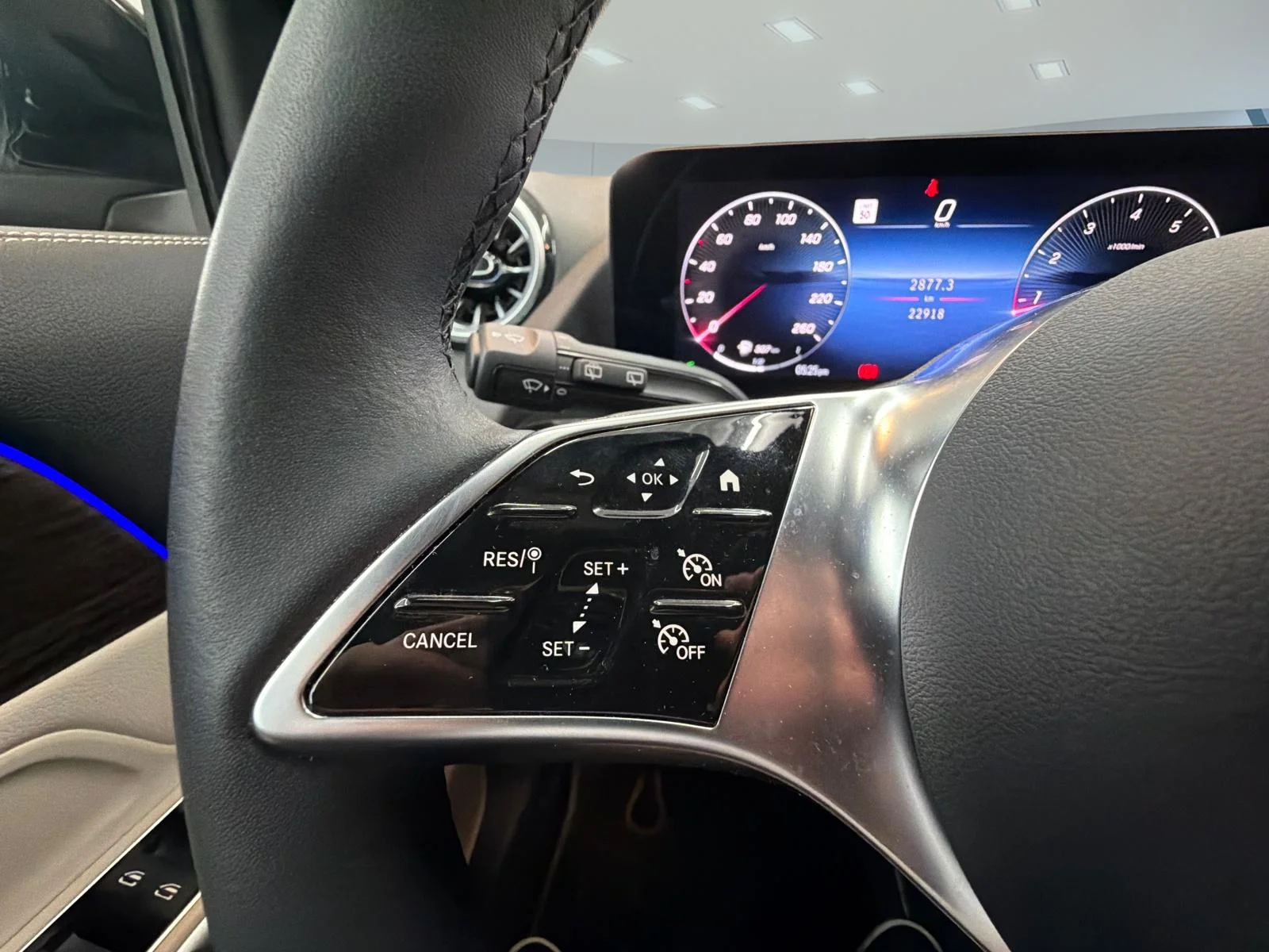 Used 2025  Mercedes-Benz GLA 250 4MATIC SUV image 15