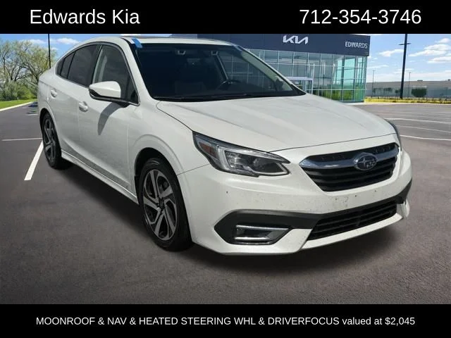 2022 Subaru Legacy Limited's photo