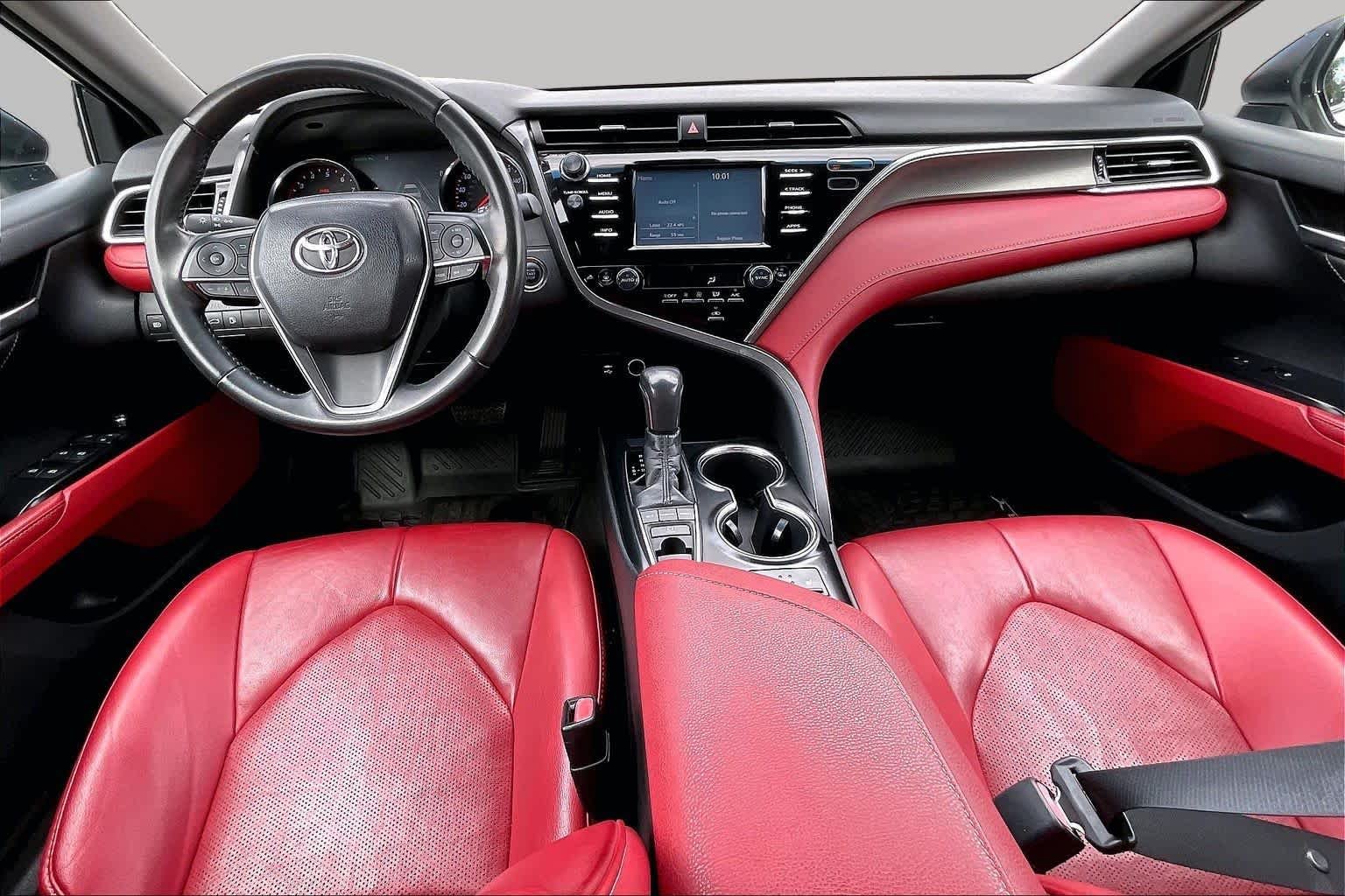 Used 2018 Midnight Black Metallic/Wind Chill Toyota XSE image 14