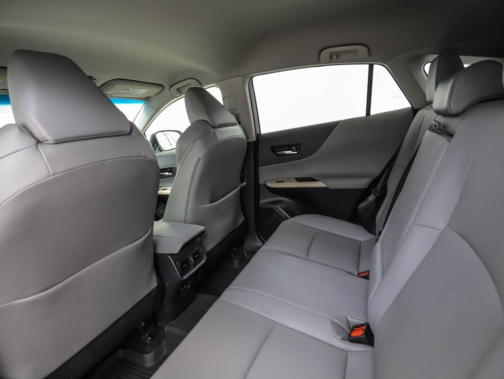 Used 2021 Blizzard Pearl Toyota XLE image 20