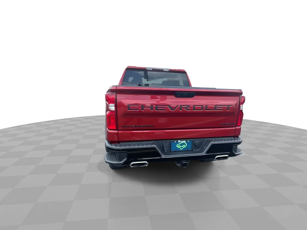 Used 2021 RED HOT Chevrolet Custom Trail Boss image 8