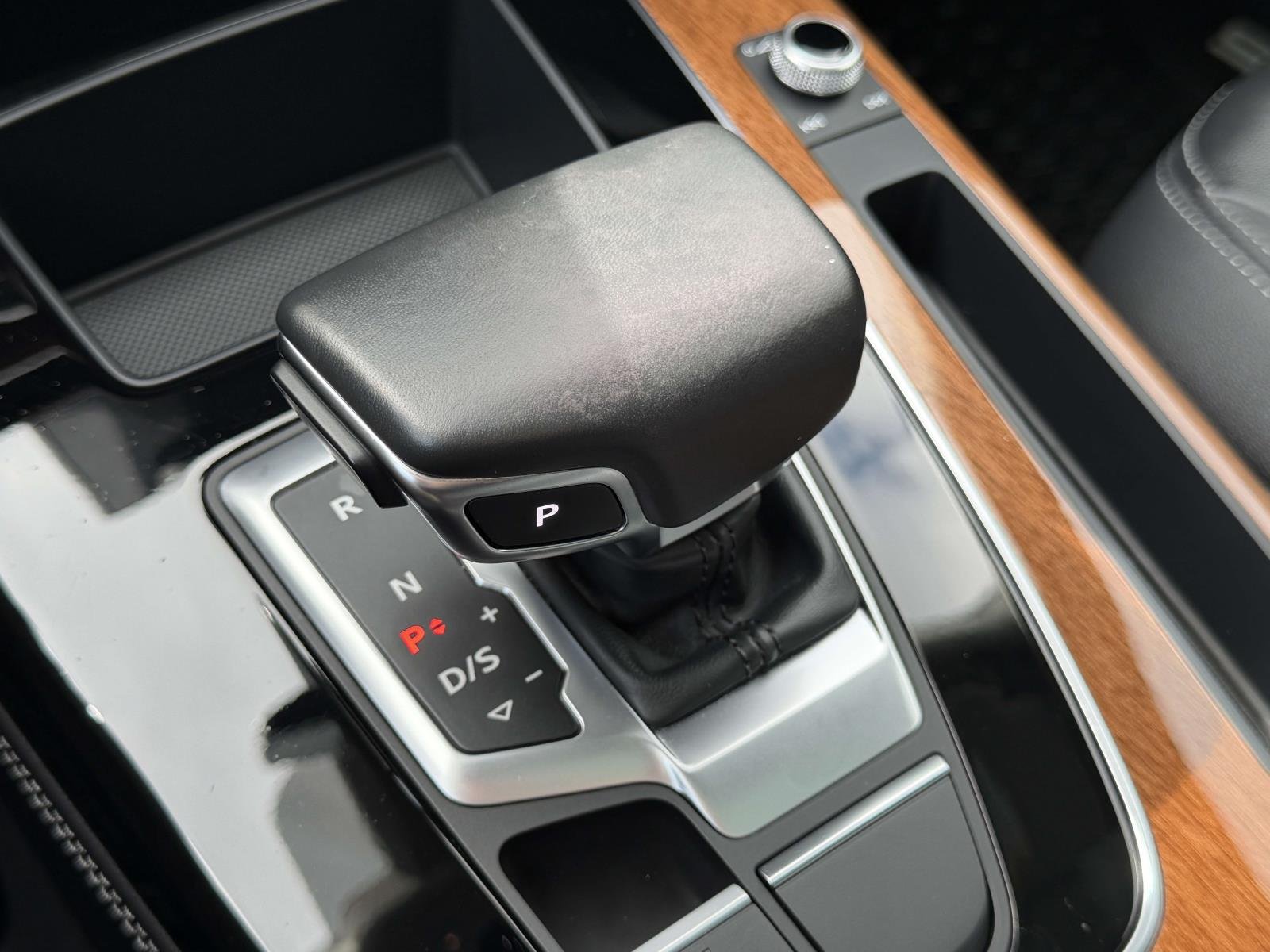2022 Audi Q5 Premium Plus - Photo 29
