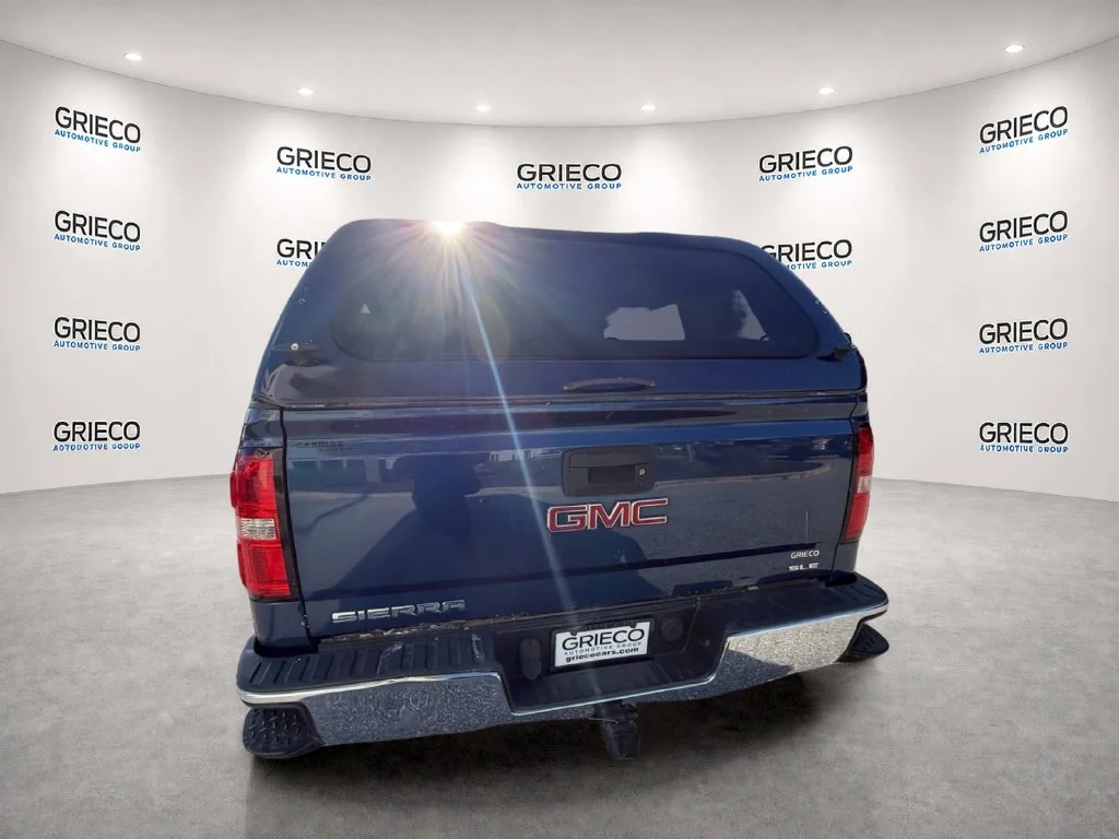 Used 2015 Blue GMC SLE image 6