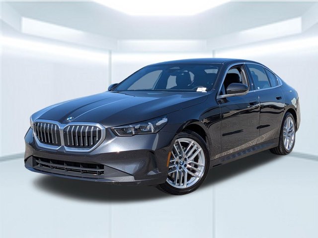 2025 BMW 5 Series 530i
