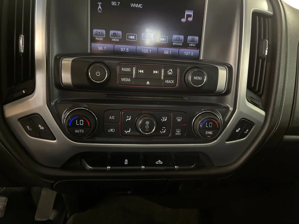 Used 2016 Silver GMC SLE image 19