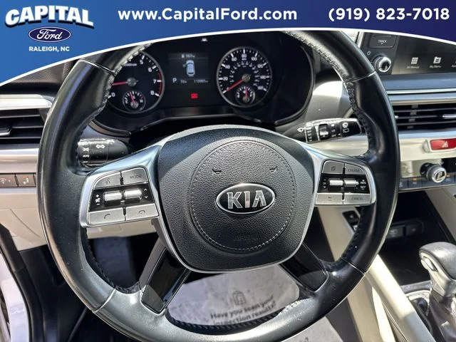 Used 2021 White Kia S image 25