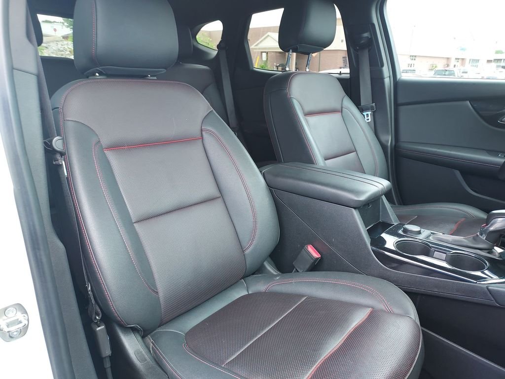 Used 2022 Beige Chevrolet RS image 30