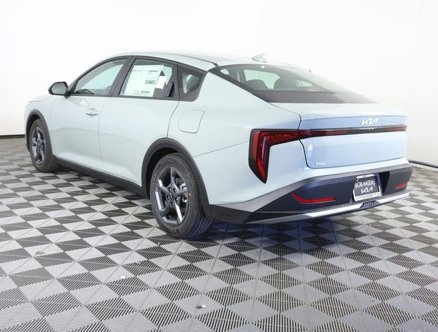 Used 2026 Gray Kia LXS image 6