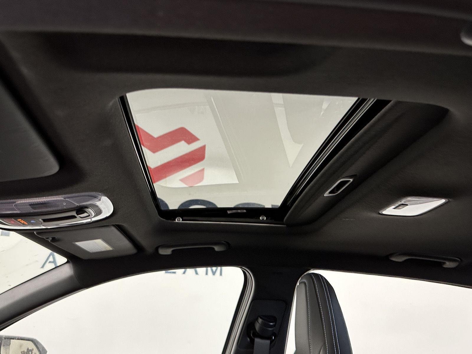 New 2026 Atlas White Hyundai Sedan image 26