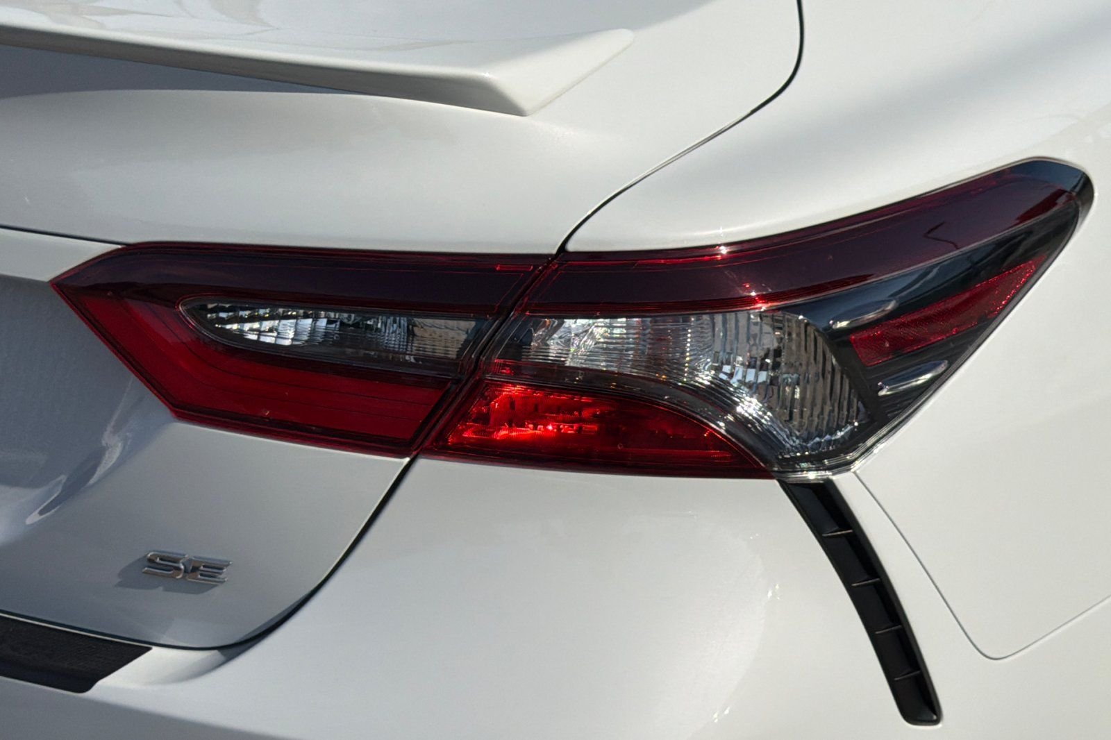 Used 2024 White Toyota SE image 13